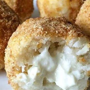 Bolinho de Batata Doce com Recheio de Ricota