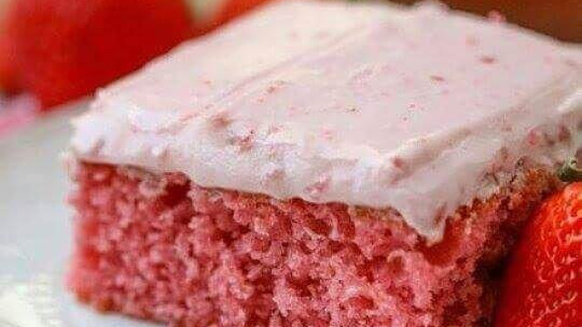 Bolo de Morango 1